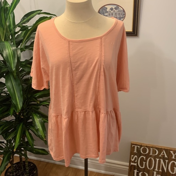 💰PENNINGTONS Coral Short Sleeve Ruffles Bottom Blouse 1X - Picture 3 of 11